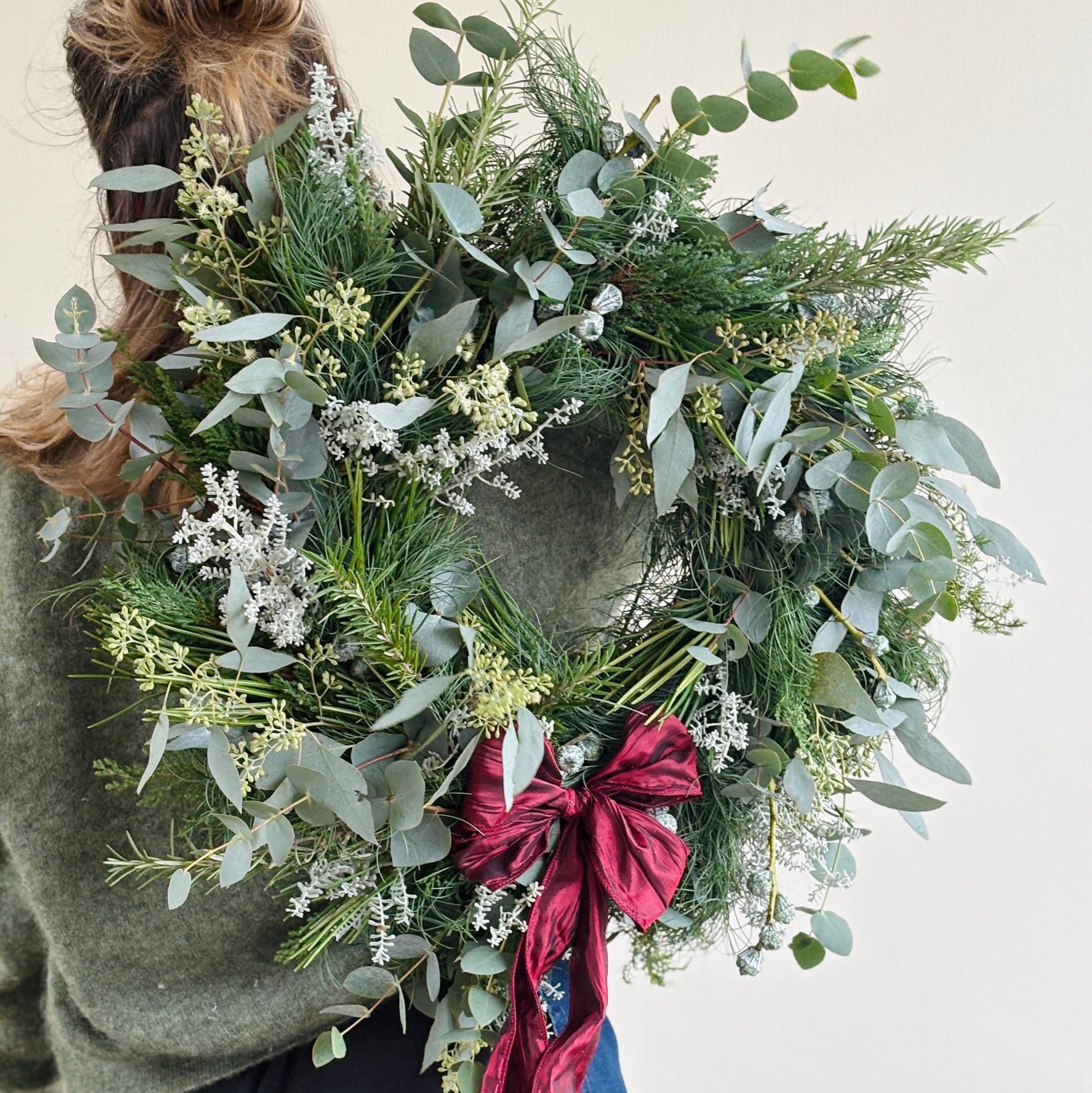 A White Christmas Wreath