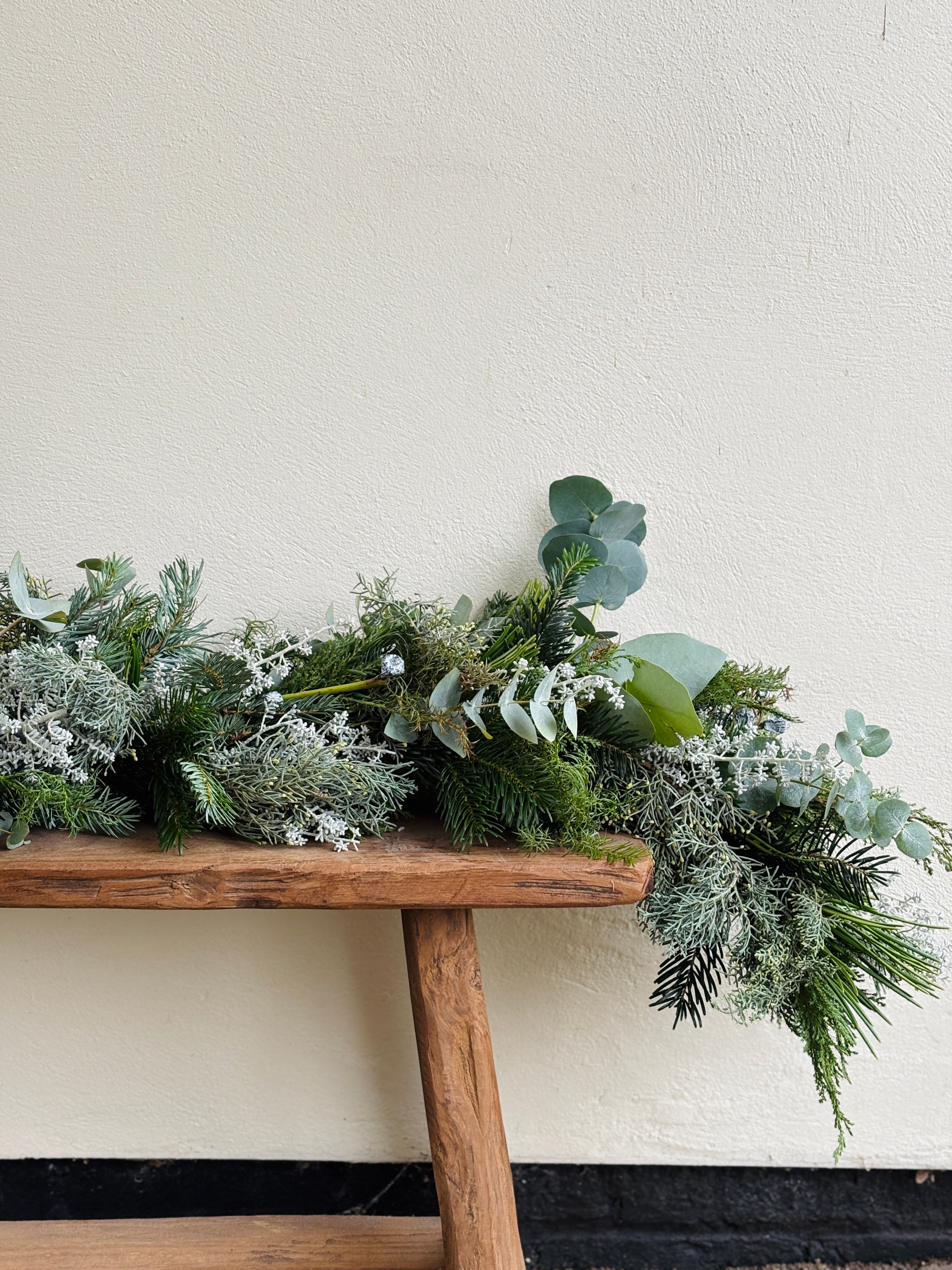 A White Christmas Garland