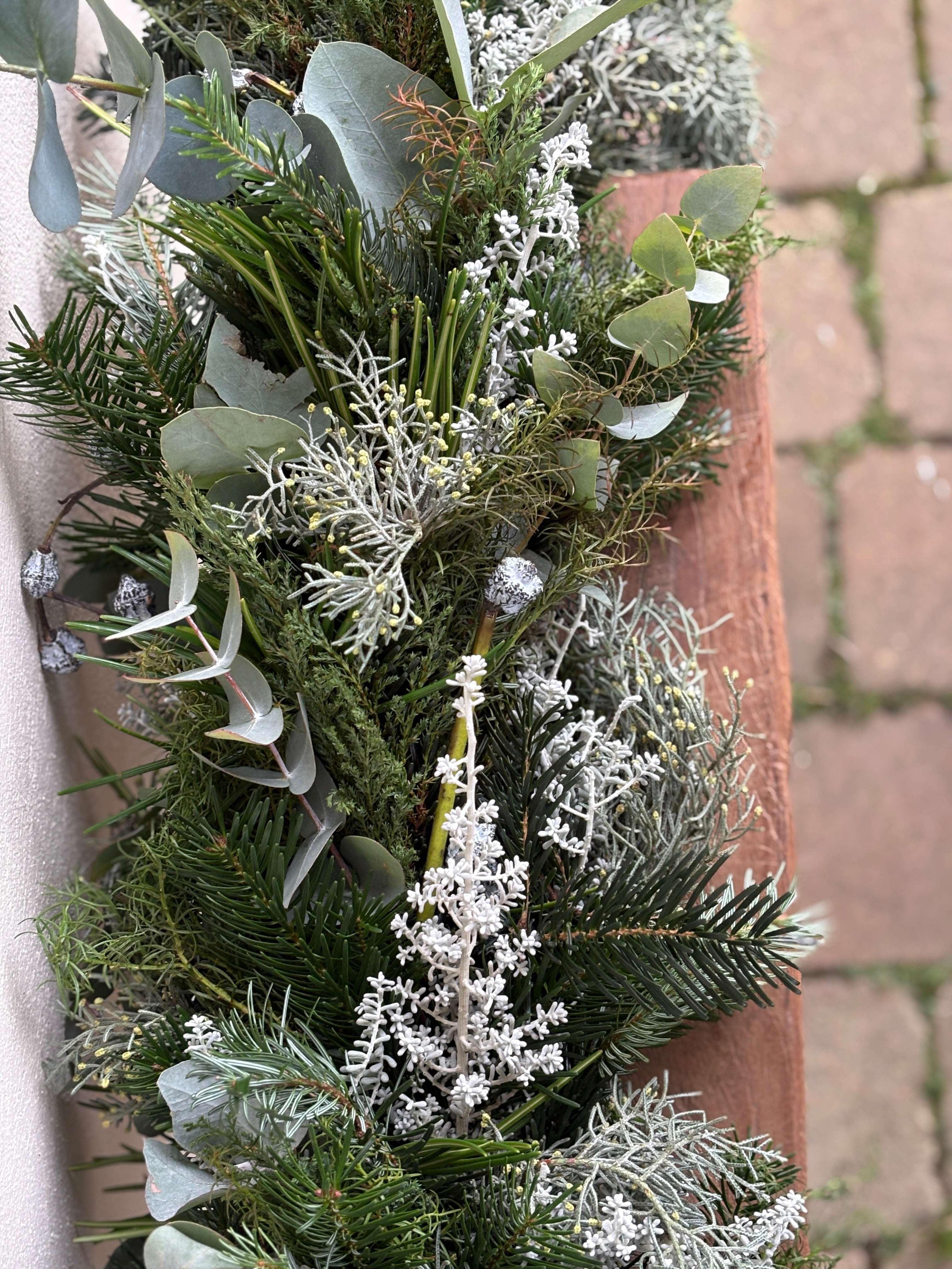 A White Christmas Garland