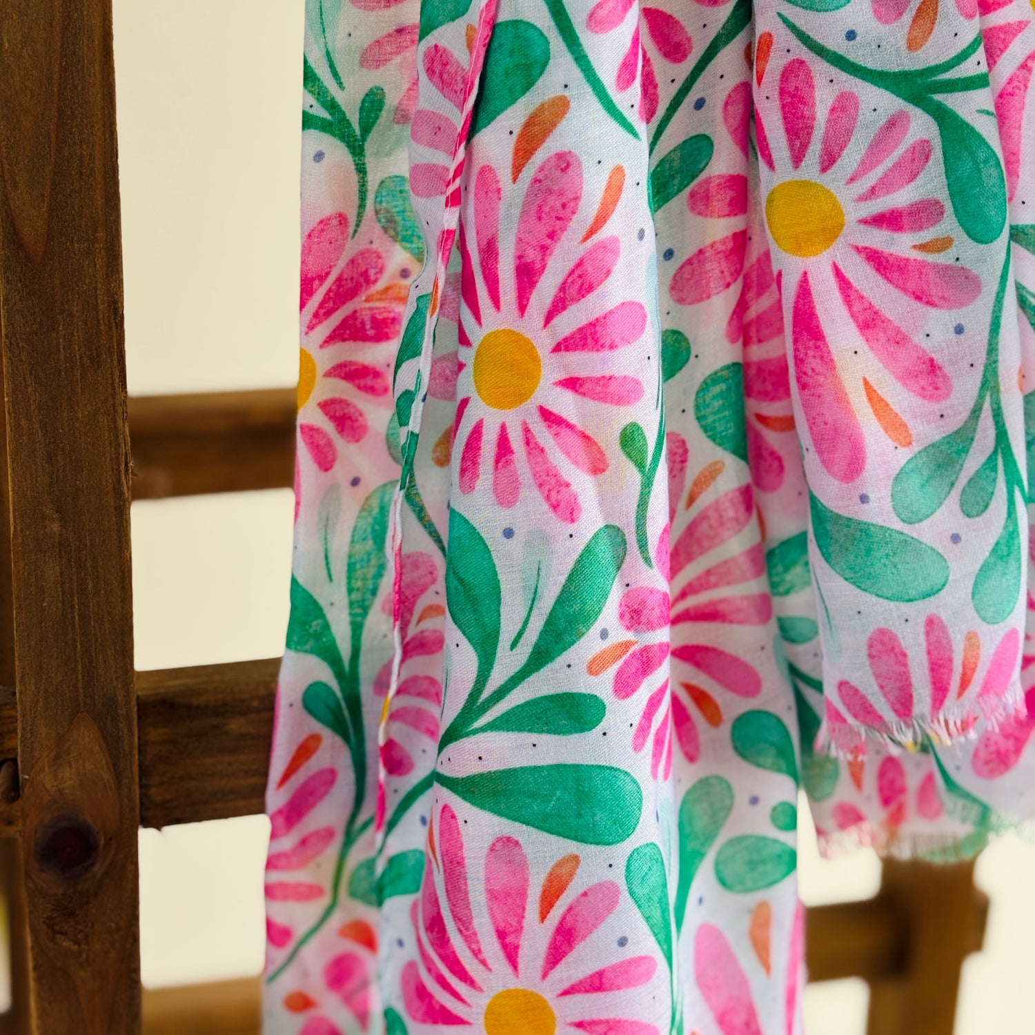 Daisy with Leaves Print Scarf