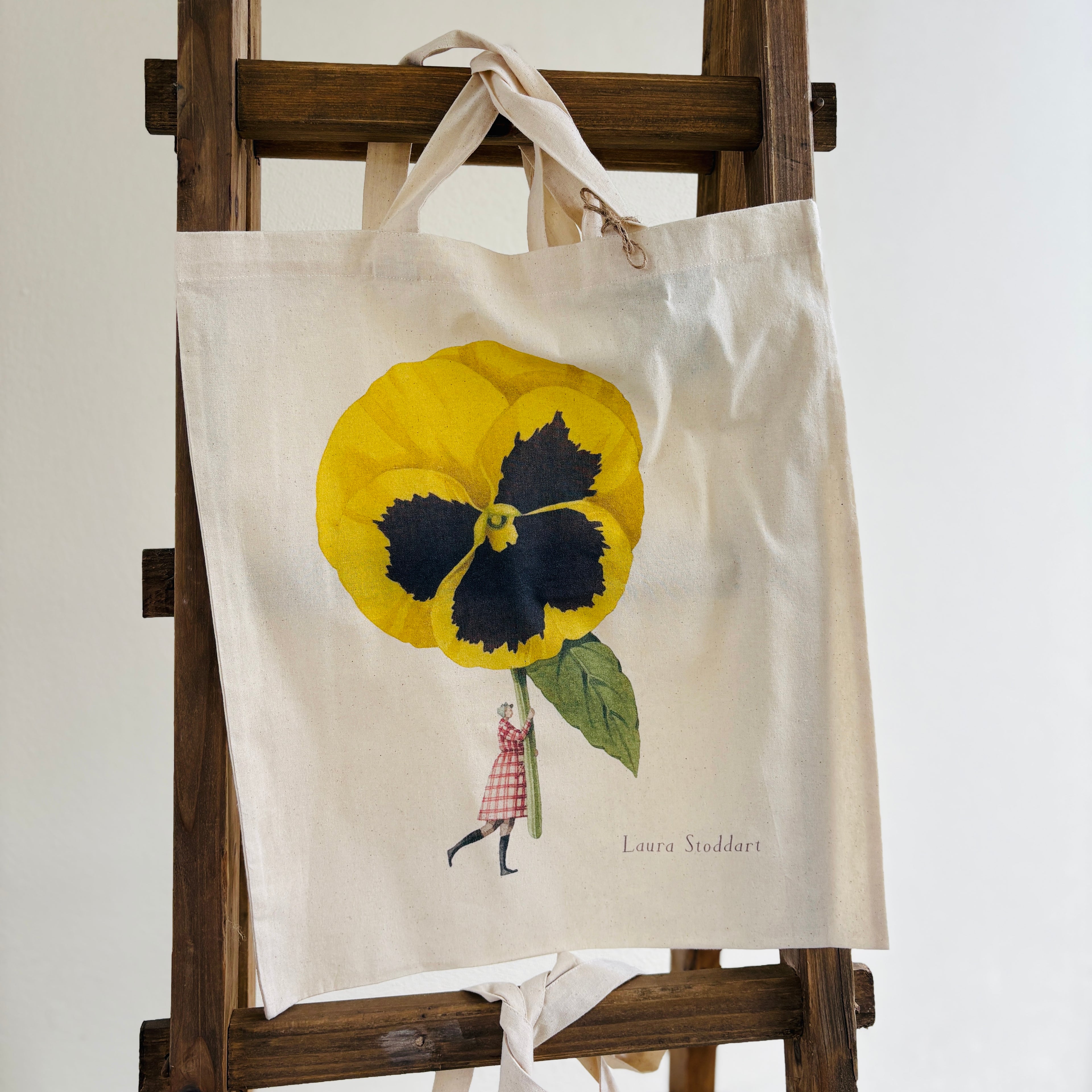Pansey print Laura Stoddard tote Bag