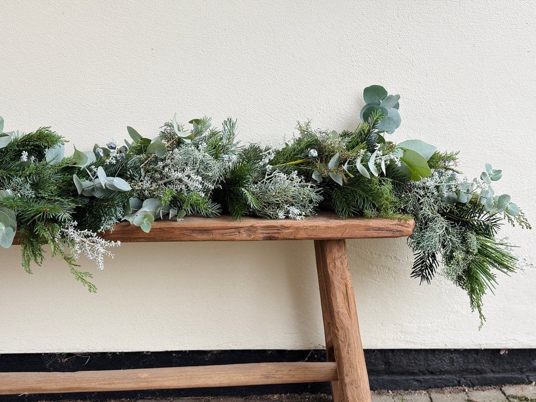 A White Christmas Garland
